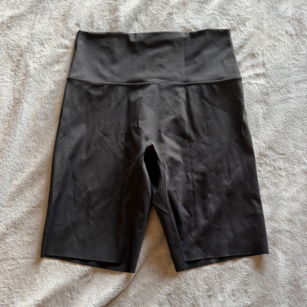 Offline by Aerie Black High Waisted 9" Bike Shorts Size Large - C766